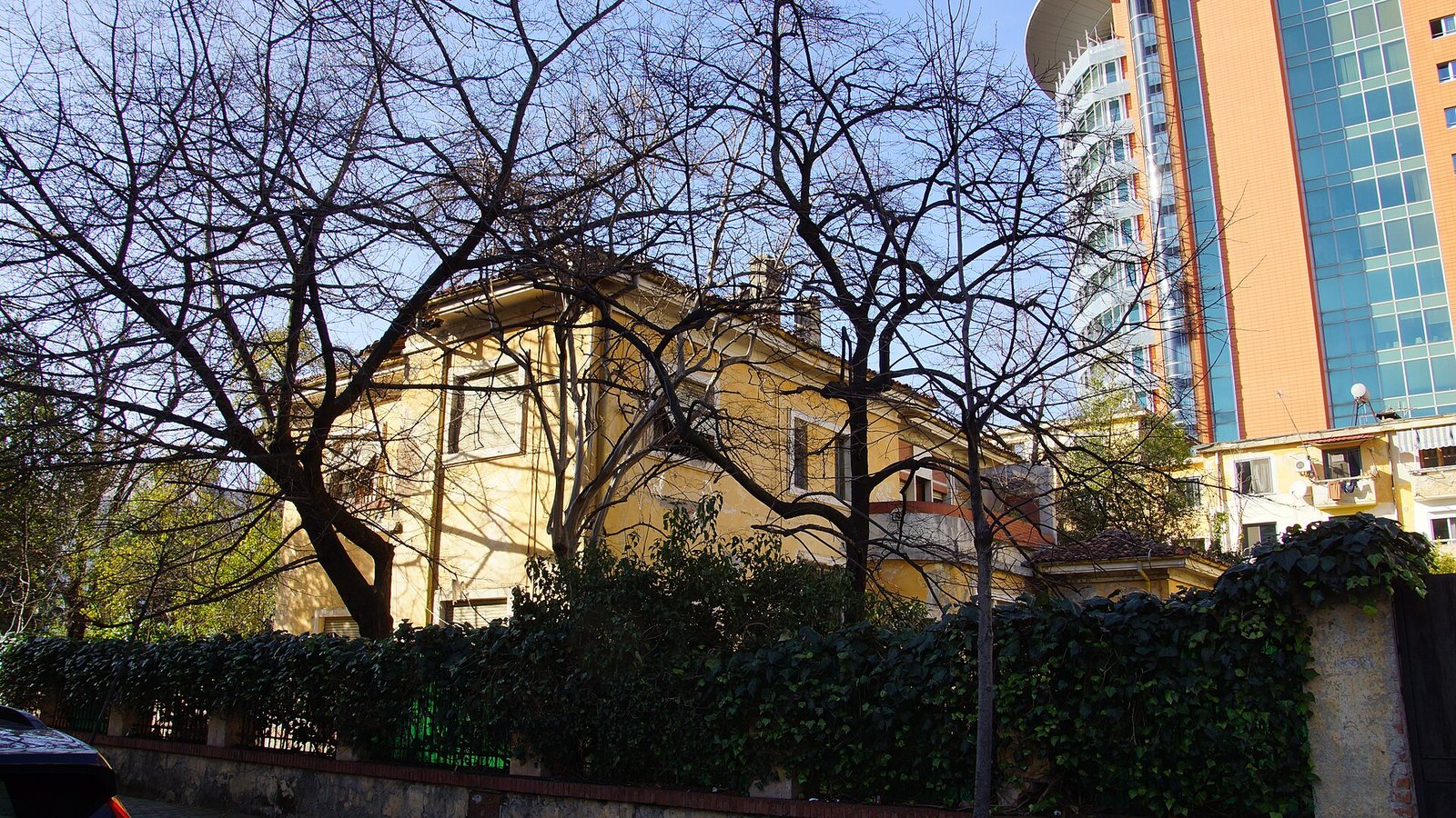 Pali gallery